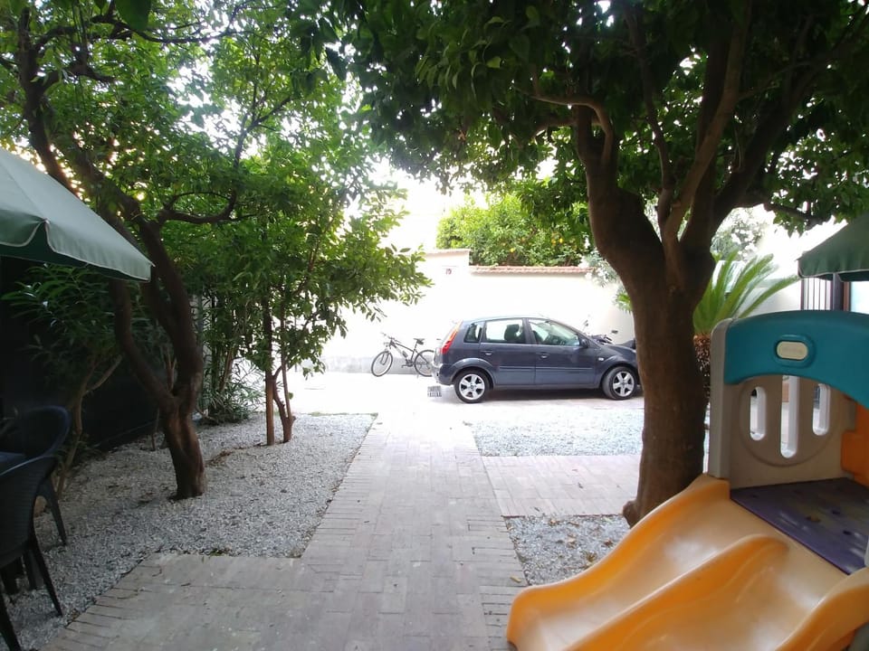 Property building, Parking