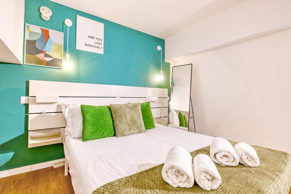 Vita Portucale ! Ajuda Mezzanine Apartment in Lisbon