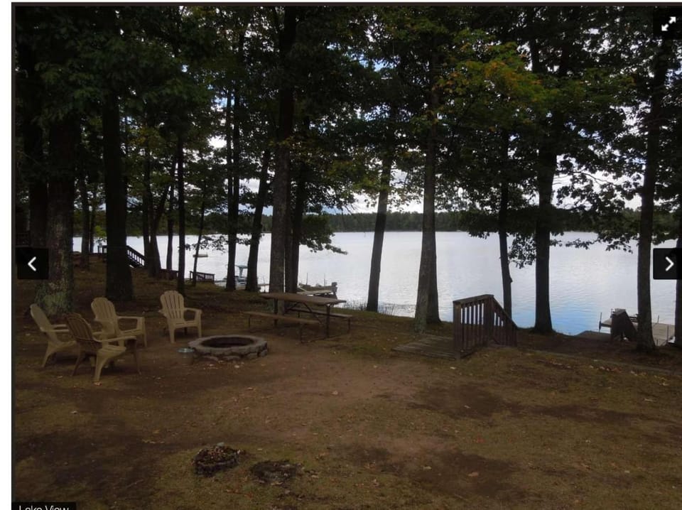 Bayview Cottage 3BR Fireplace Lakefront House in St Germain
