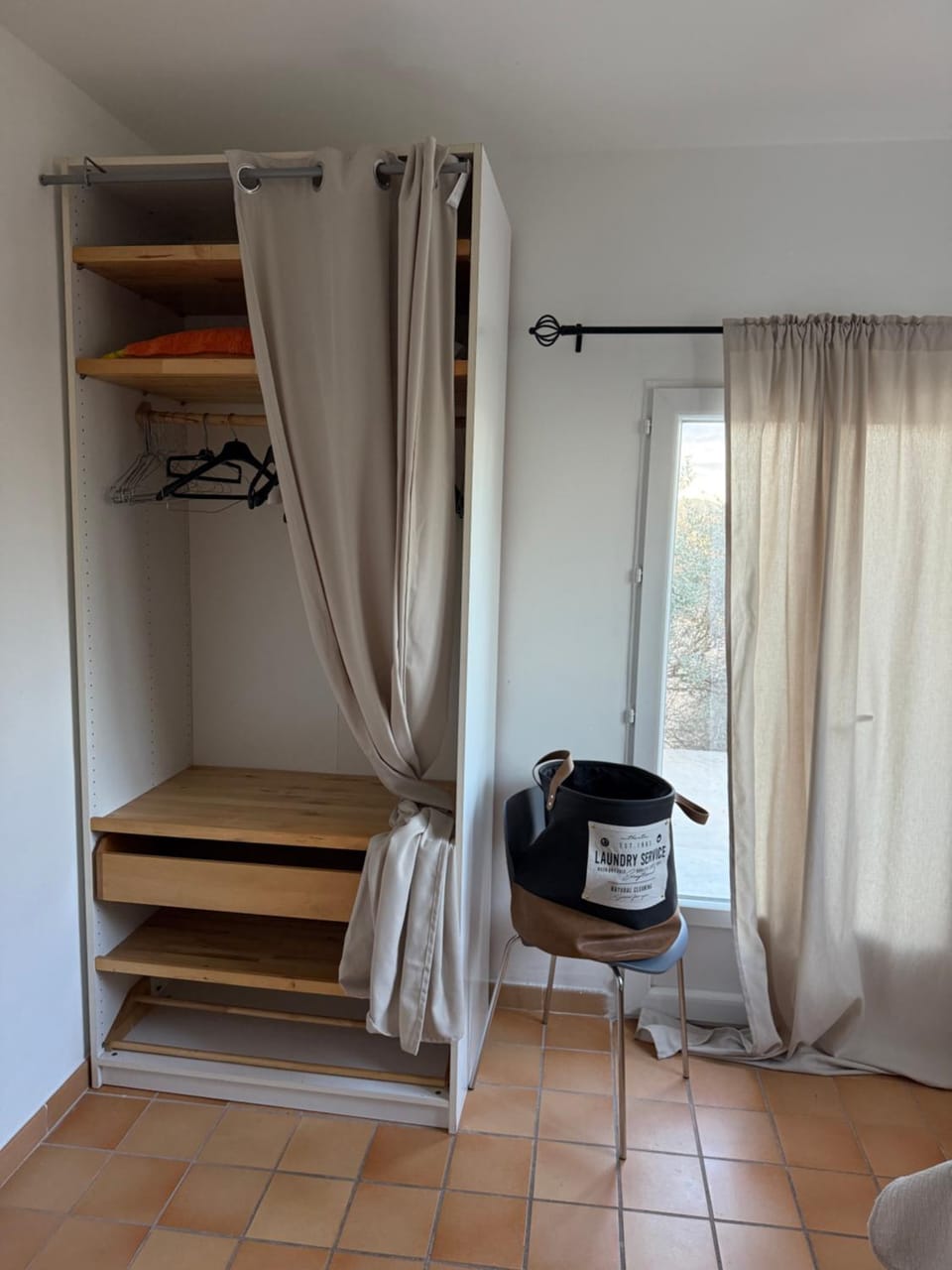 Maisonnette au pied de la colline 2 chambres House in French Riviera