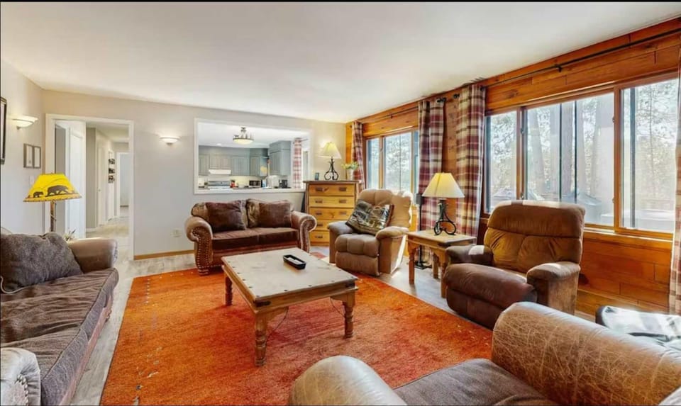 Dog-Friendly Home with Dock Kayaks Hot Tub Game Room & AC House in Wisconsin