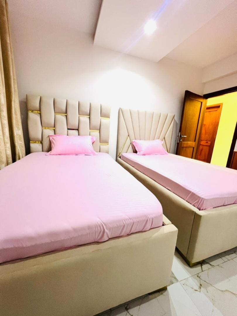 Cluxe Lulu Residency Apartment in Kampala