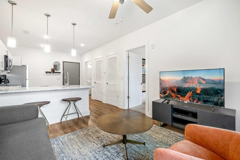 1B1B Midtown Apartment Private Balcony, Views, Gym - 1B4 Apartment in Atlanta