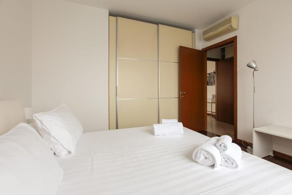 La Casa di Marco - Luminoso Appartamento a 2 minuti dalla Metro Apartment in Milan