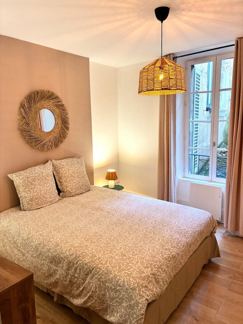 Appartement de 60 m2 avec 2 chambres et place de parking, Dijon cœur de ville Apartment in Dijon