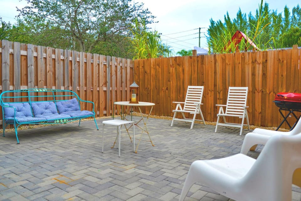 Patio, BBQ facilities, Seating area