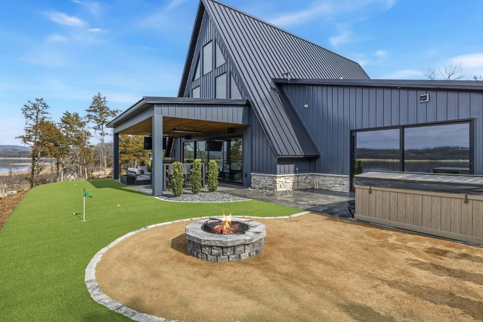 AFrame at Beaver Lake-Hot Tub-Epic Patio & Views House in Beaver Lake