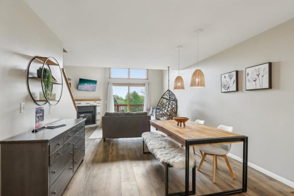 Your Boho Retreat At Tamarack Resort House in Lake Delton