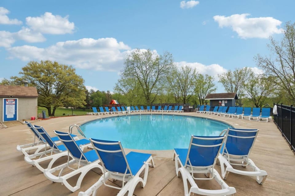 Your Boho Retreat At Tamarack Resort House in Lake Delton