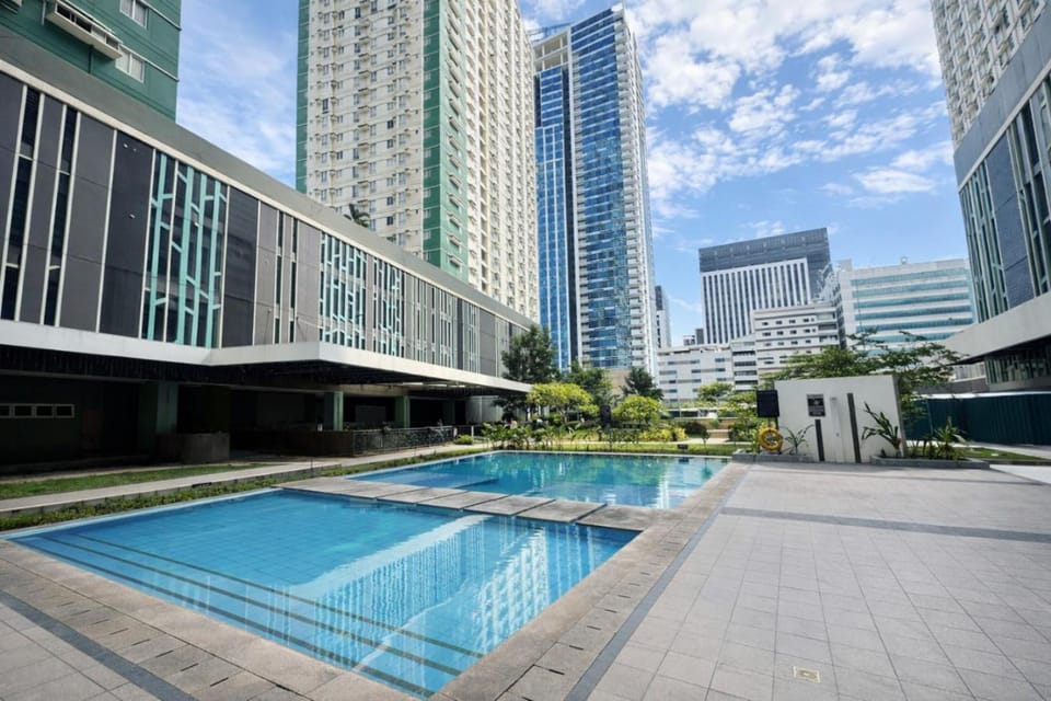 The Velvet 1BR Retreat IT Park Apartment in Lapu-Lapu City
