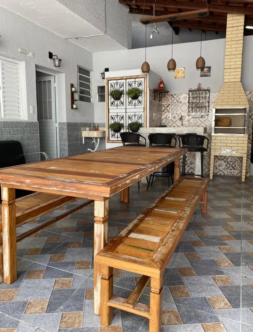 BBQ facilities, Communal kitchen