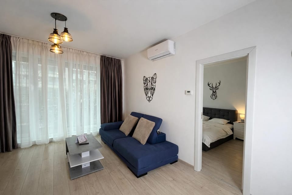 Living room, Photo of the whole room