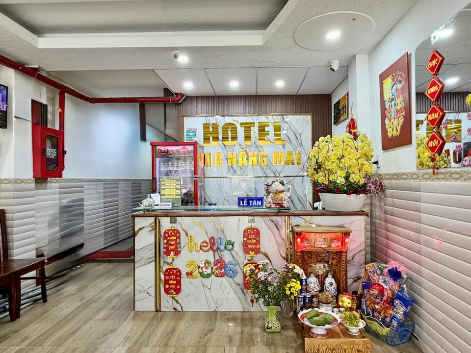 Khách sạn Hoa Nắng Mai Hotel in Ho Chi Minh City