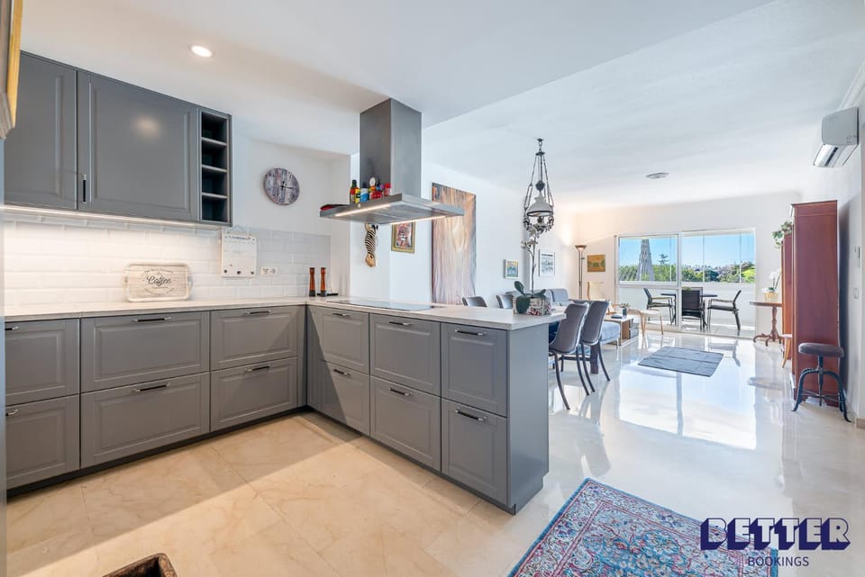 Beachfront 2BR w Seaviews By Better Bookings Apartment in Fuengirola