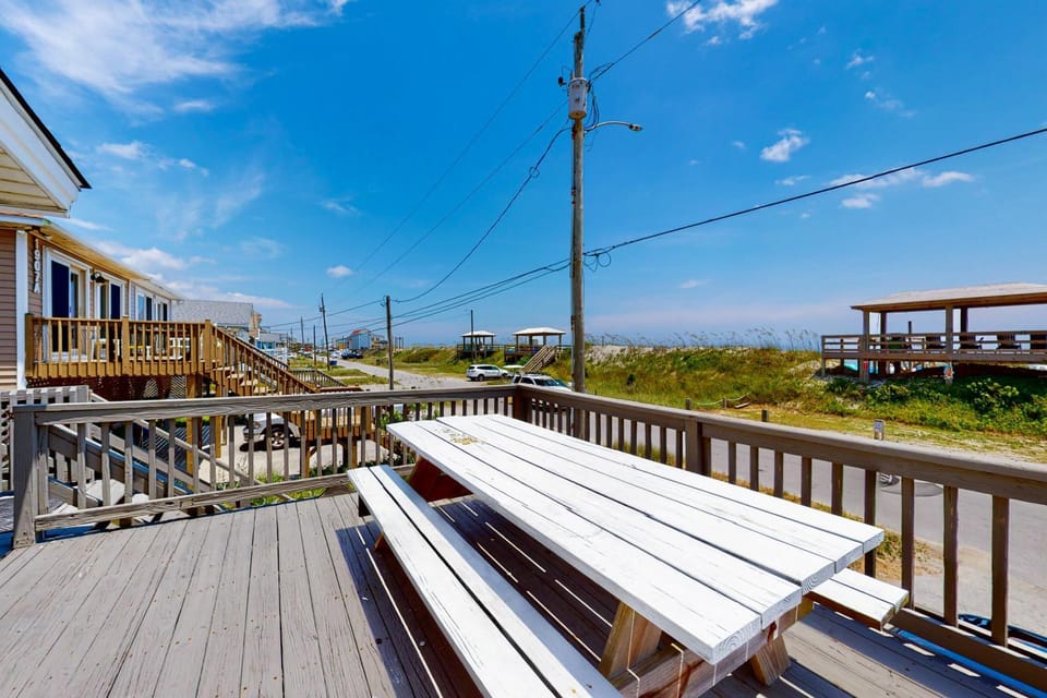 SC1905N Buckeye Beach House in Surf City