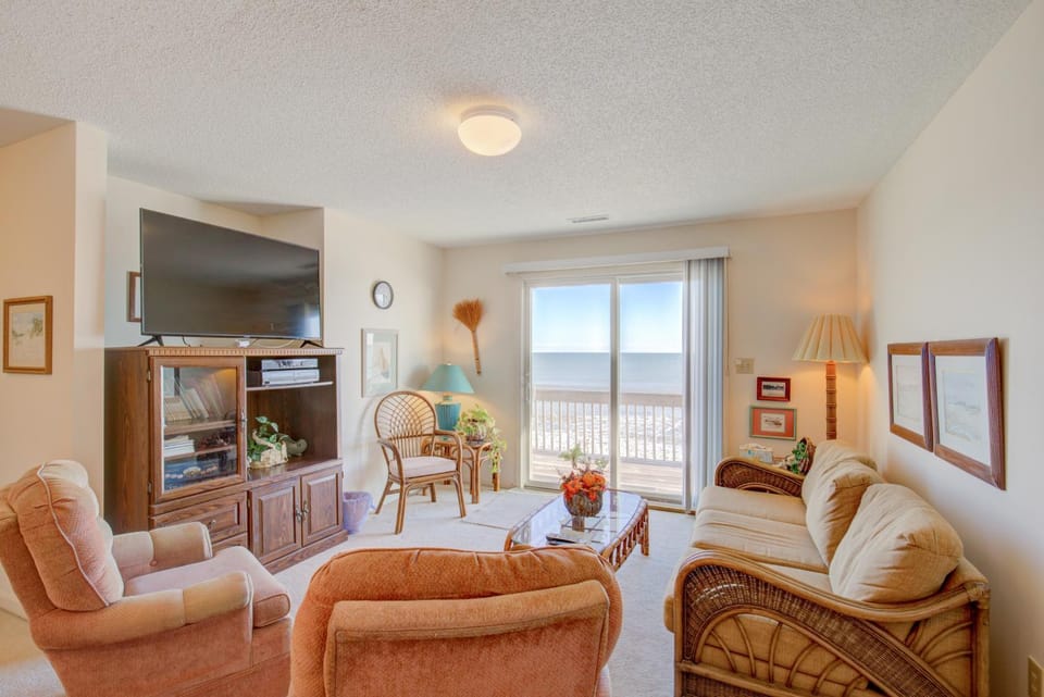 SC1908 Chambless at Ease House in Surf City