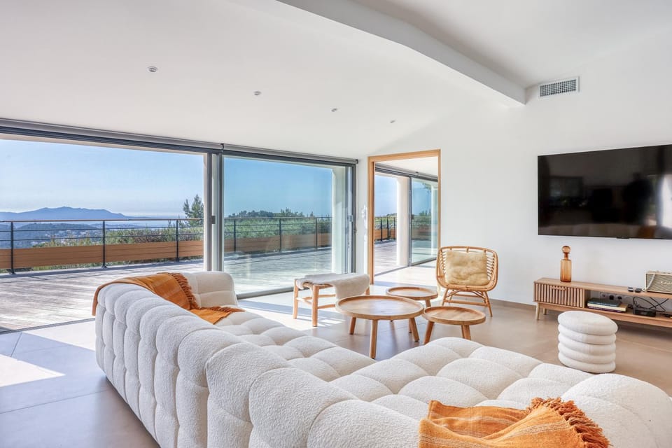 NEW - Villa Denise - Bandol Villa in La Cadière-d'Azur