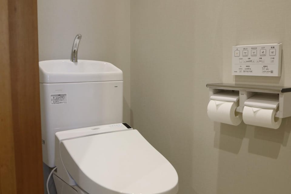 Kansai Airport Matsuba Ryokan - Vacation STAY 78246v Hotel in Sennan