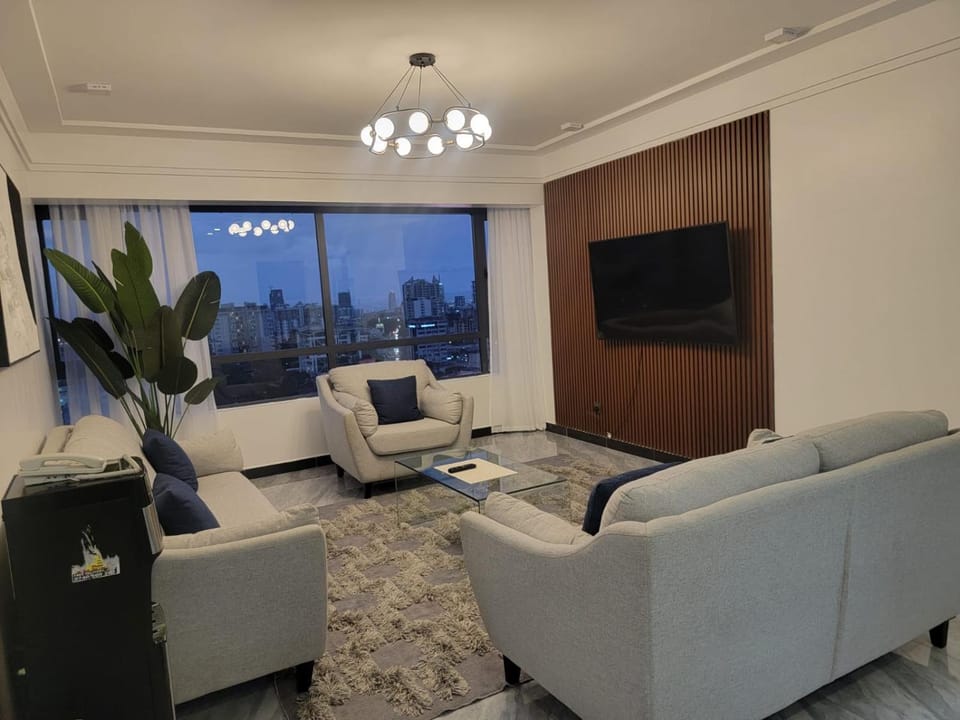 modern retreat residencies with amazing breathtaking city views, swimming pool ,gym ,private ample parking space which offers a luxurious living and comfort Apartment in Nairobi