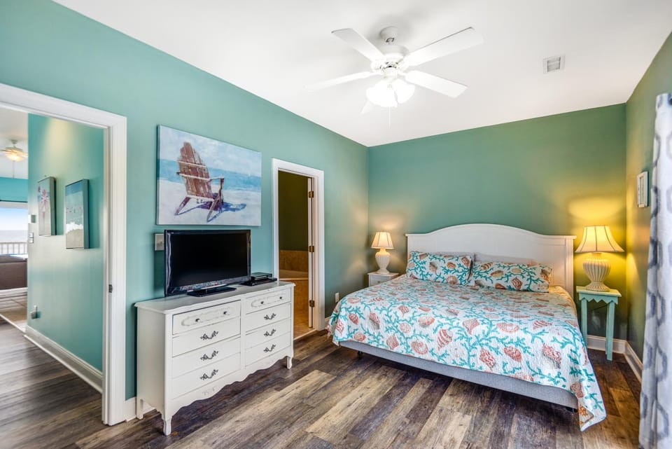 SC310 Sea Star Getaway House in Surf City