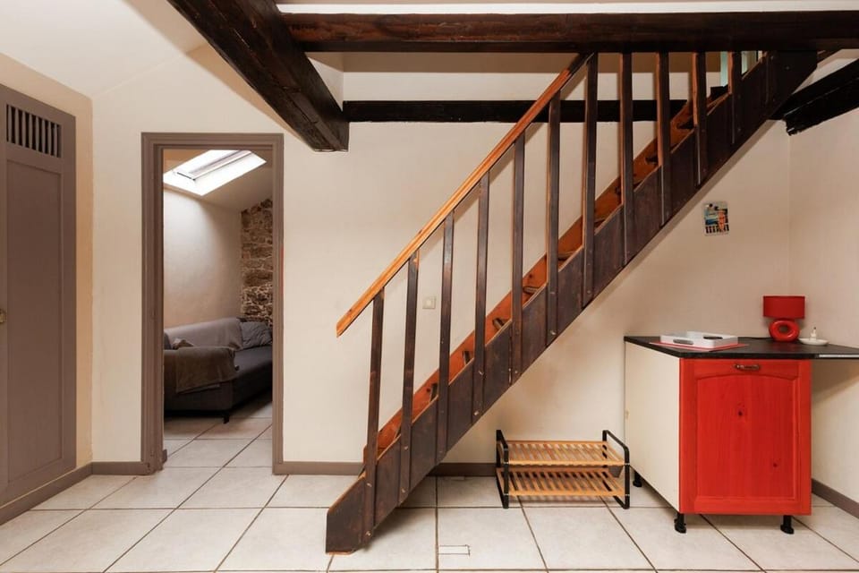 Upstays Duplex 45m Suquet Port Apartment in Cannes