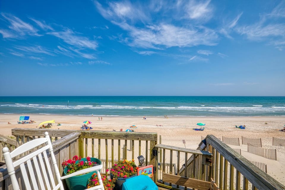 SC706N Pelicans Perch House in Surf City