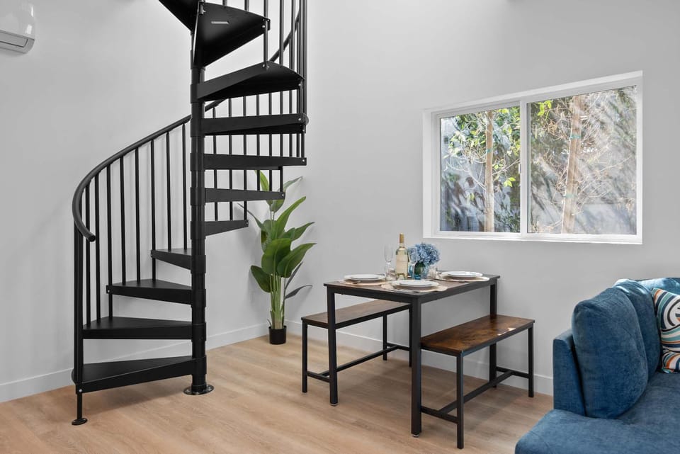 New Listing Iconic Venice Living by Colby & Conrad House in Venice Beach