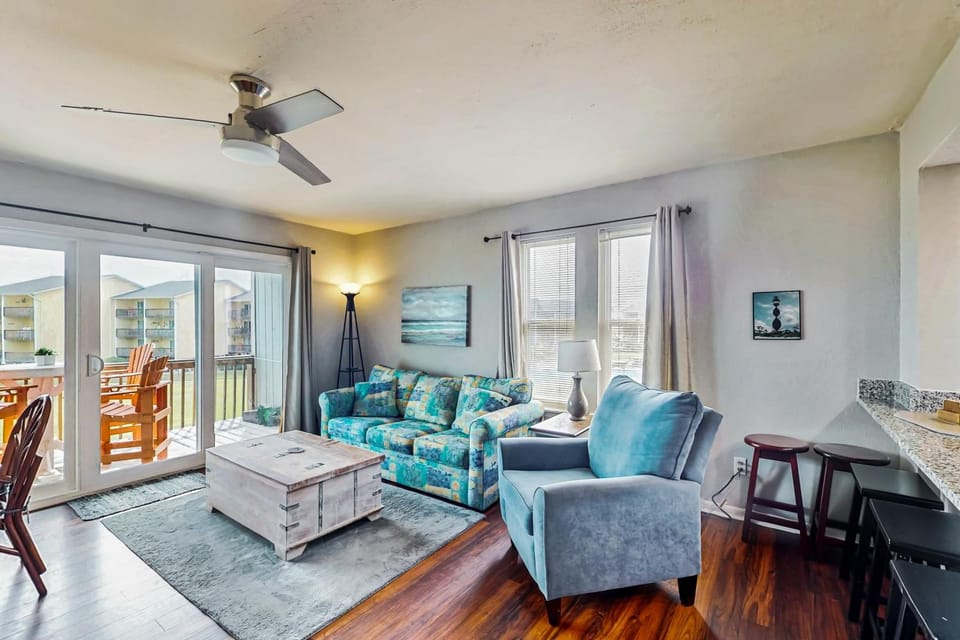 SCSC721 Surf Condo 721- Beach Nut House in Surf City