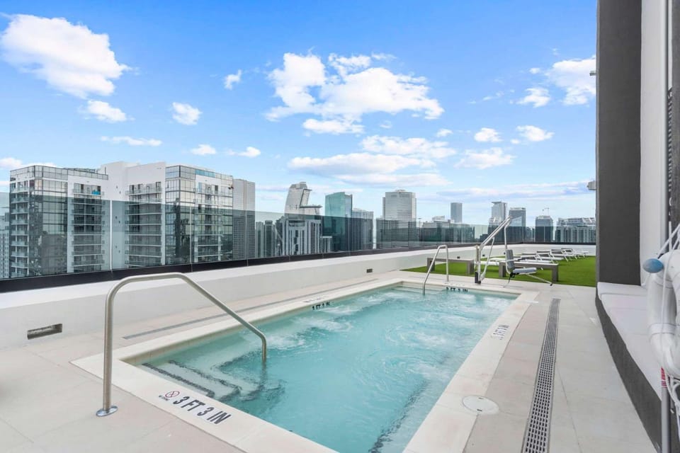 Property building, Pool view, Swimming pool