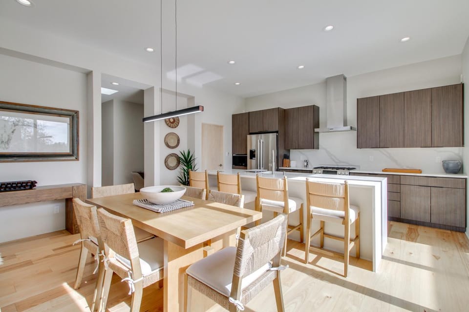 Sunnyside View: ABQ Home Near Old Town & BioPark! House in Albuquerque
