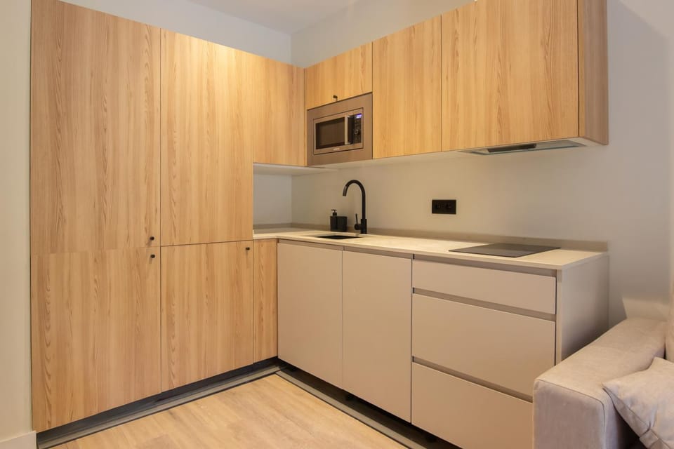 RentalSevilla Doña María Coronel Apartment in Seville