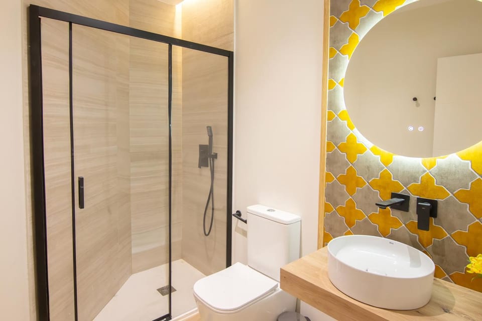 RentalSevilla Doña María Coronel Apartment in Seville