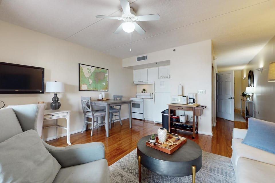 WI15 Water Street Condos Unit 208 House in Wilmington