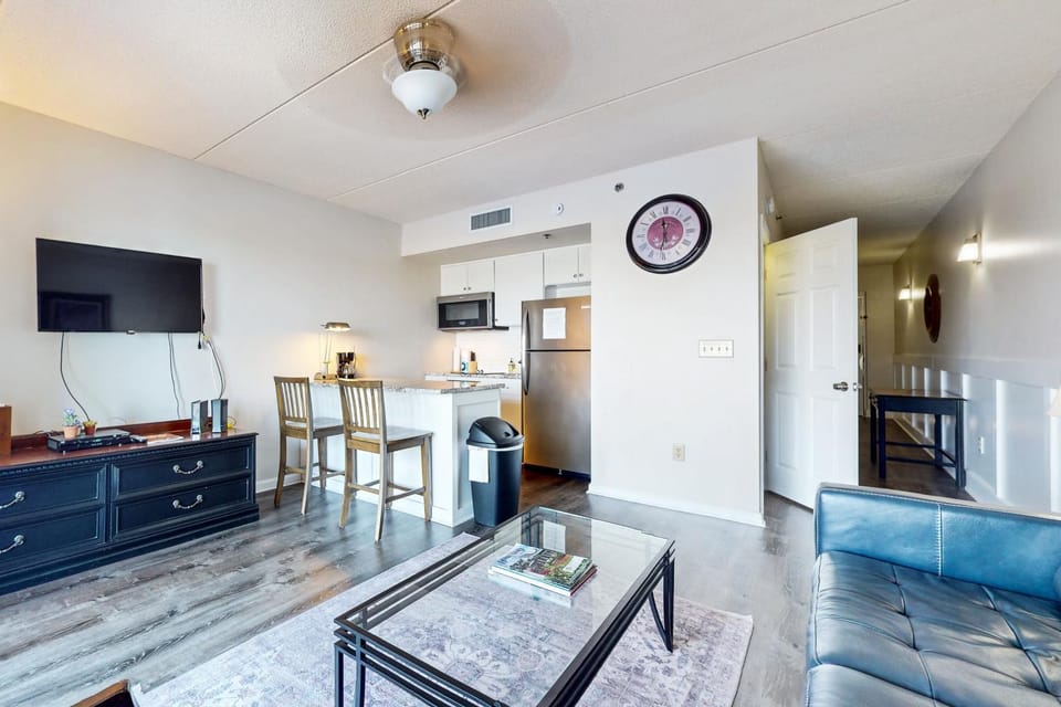 WI23 Water Street Condos Unit 808 House in Wilmington