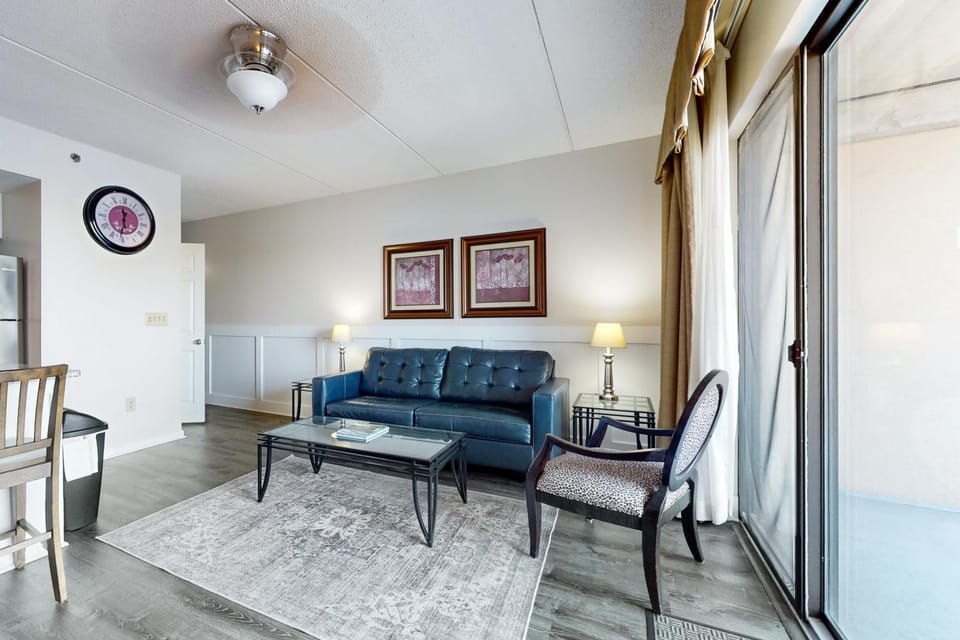 WI23 Water Street Condos Unit 808 House in Wilmington
