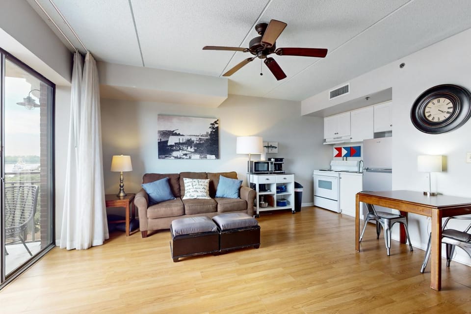 WI29 Water Street Condos Unit 602 & 603 House in Wilmington