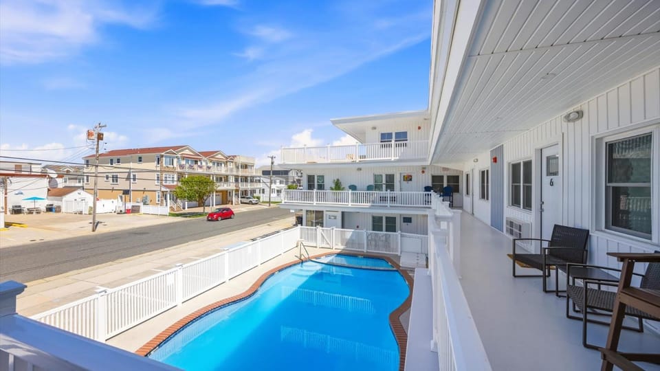 NEW NWW 2BR Condo w Pool & Parking Apartment in North Wildwood
