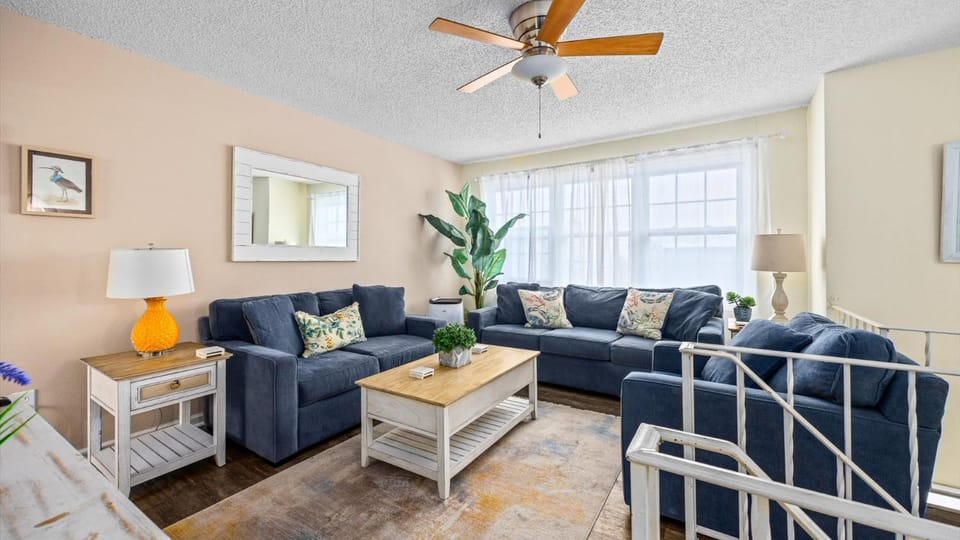 5BR Beach House in WW Crest - Sleep 12 House in Wildwood Crest