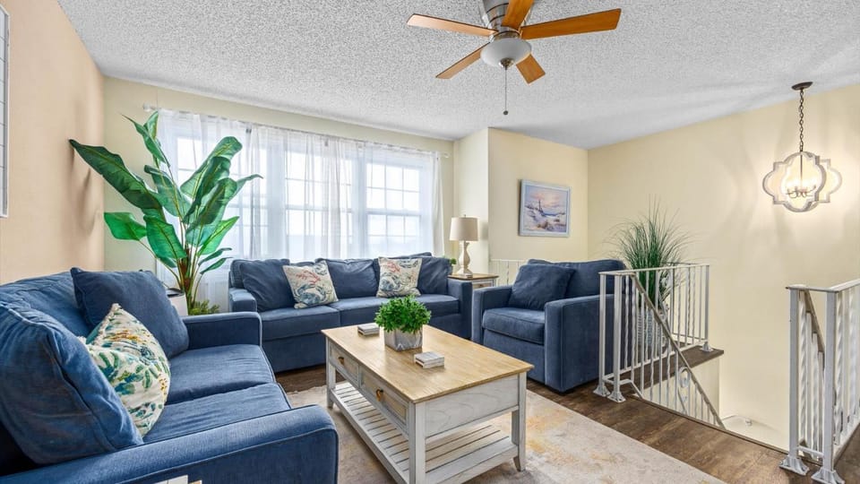 5BR Beach House in WW Crest - Sleep 12 House in Wildwood Crest