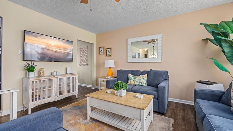 5BR Beach House in WW Crest - Sleep 12 House in Wildwood Crest