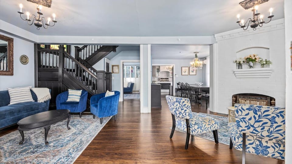 10BR North WW Beach Home - Sleeps 22 House in Wildwood