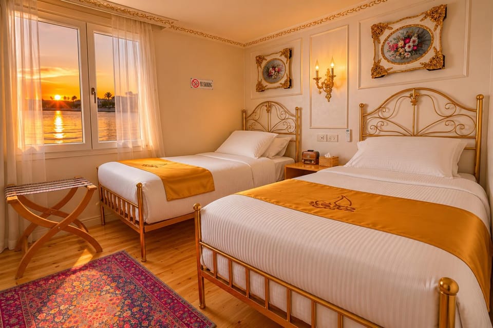 Bed, Bedroom, River view