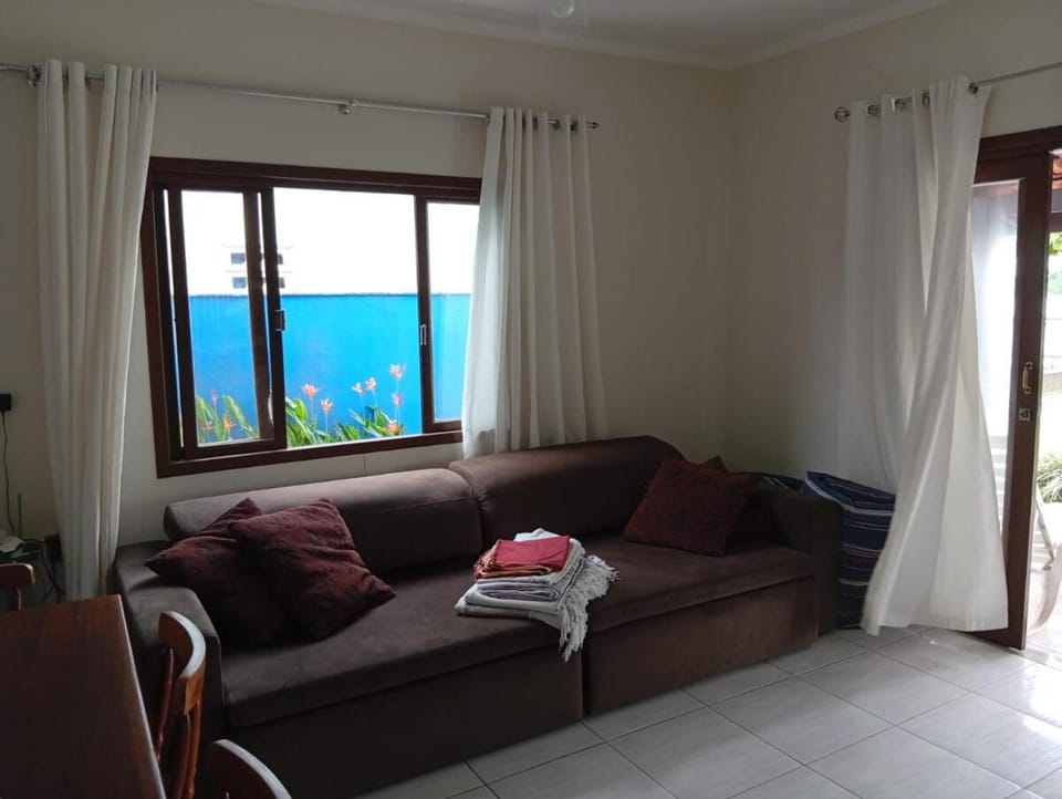Casa de Frente pro Mar em Villa da Glória House in São Francisco do Sul