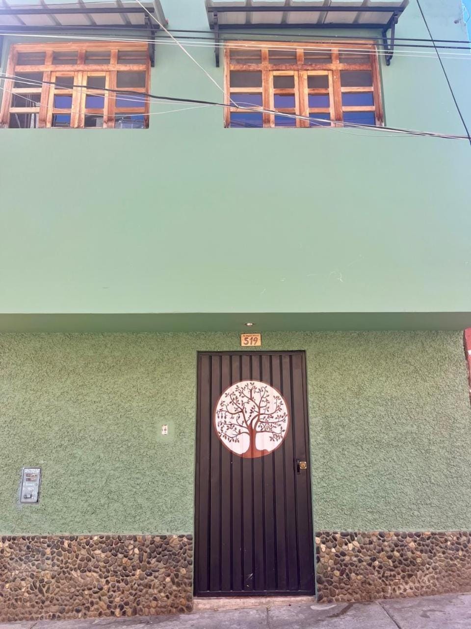 Facade/entrance