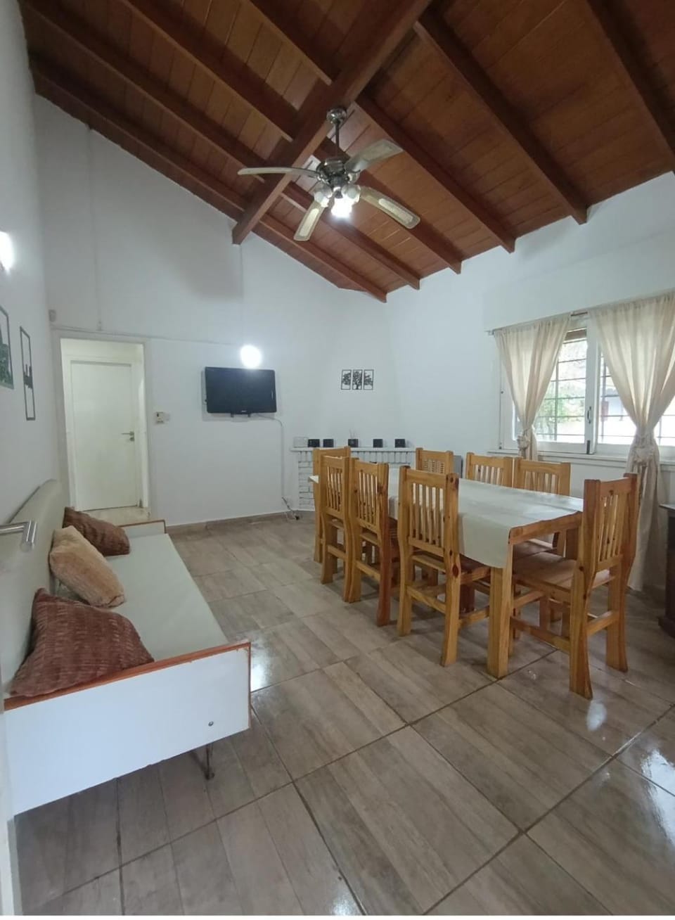 Nafaro House in Villa Gesell