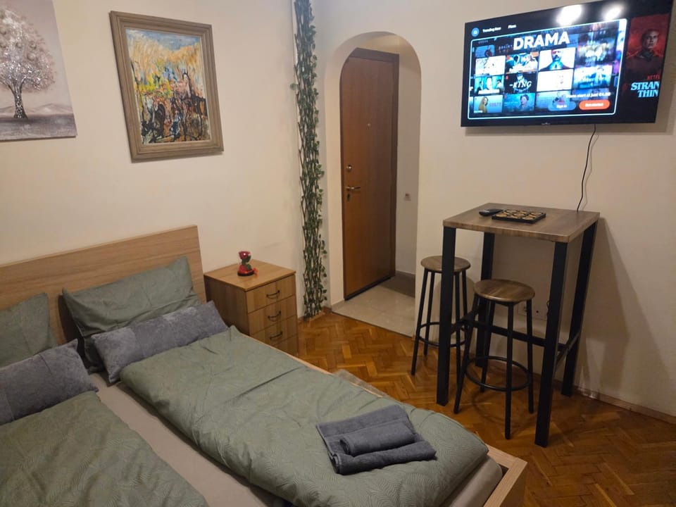 Bed, Bedroom, wardrobe
