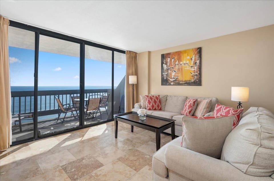 Century One-2 Bedroom Ocean Oasis with Indoor Pool! House in Ocean City