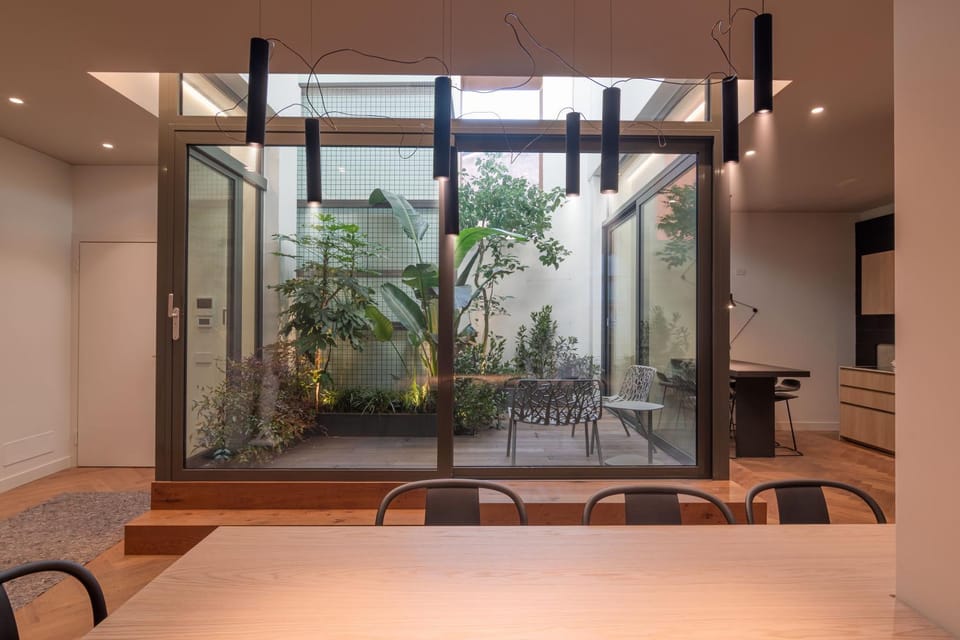 Garden, Living room