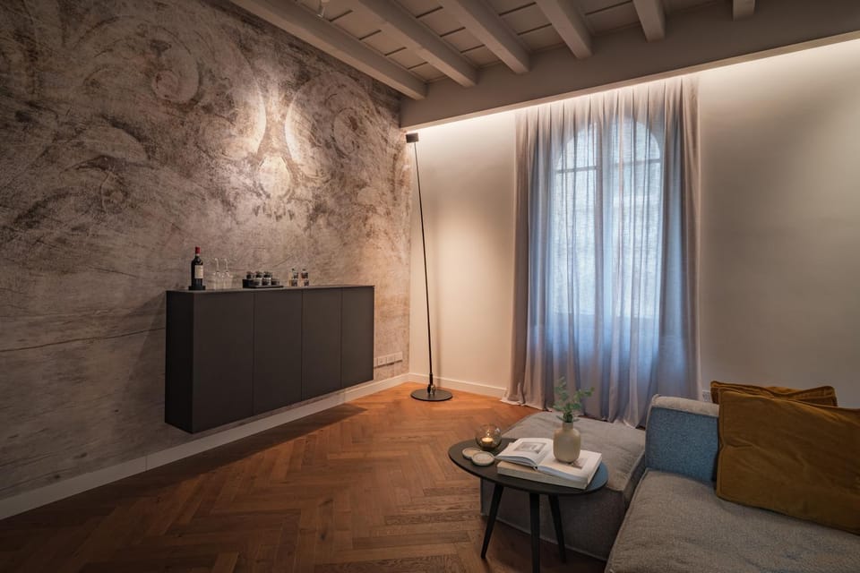 Lounge or bar