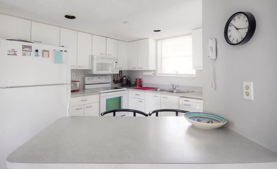 Le Frontenac 404 STR-02799 Apartment in Sunny Isles Beach